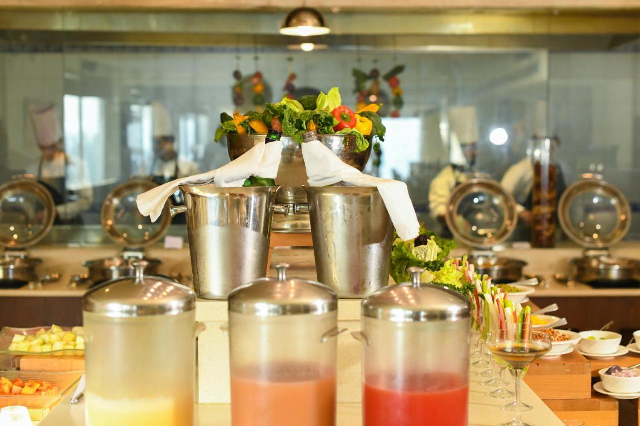 Royal Tulip Luxury Hotel, Kufri, Shimla Ngoại thất bức ảnh