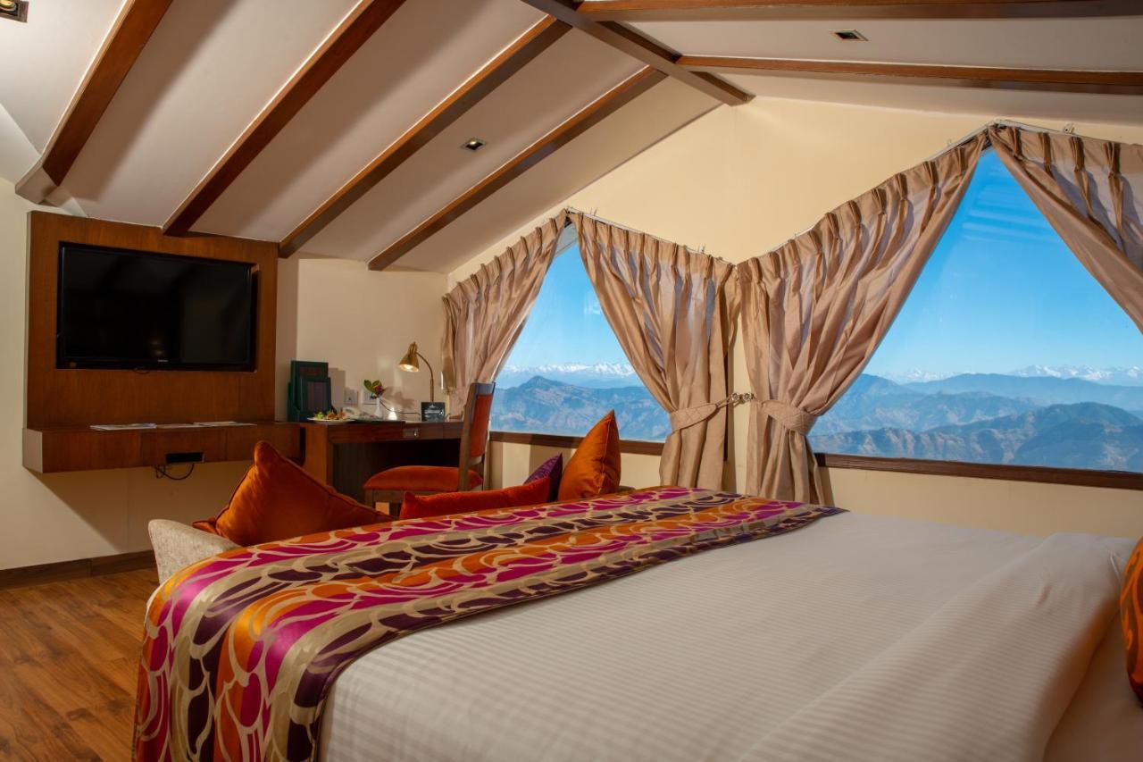 Royal Tulip Luxury Hotel, Kufri, Shimla Ngoại thất bức ảnh