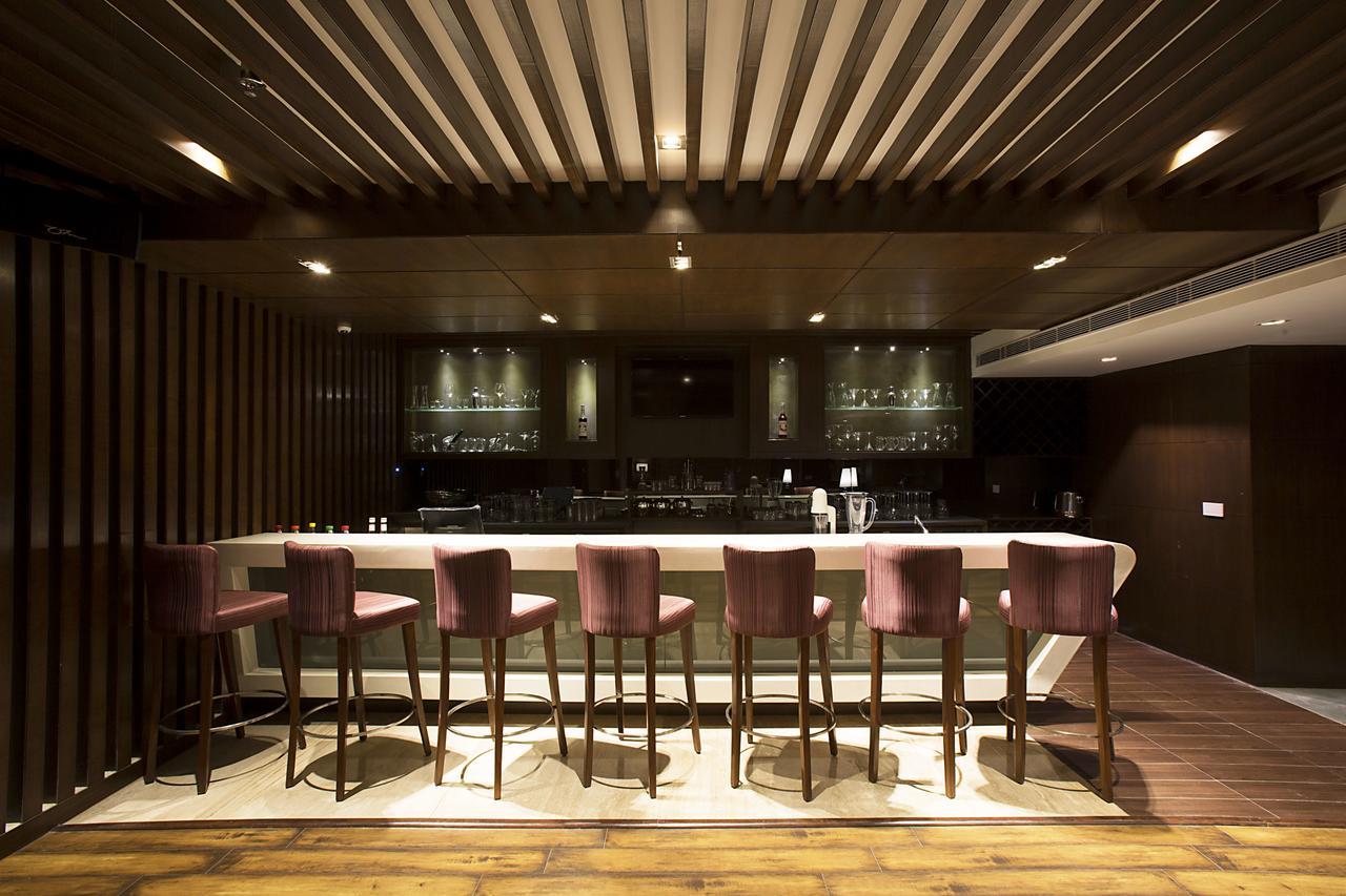 Royal Tulip Luxury Hotel, Kufri, Shimla Ngoại thất bức ảnh